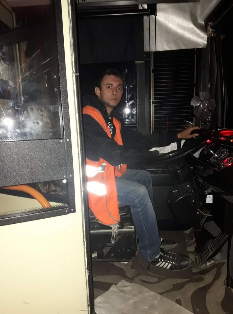  ,   Danik, 31 ,   ,   , c 