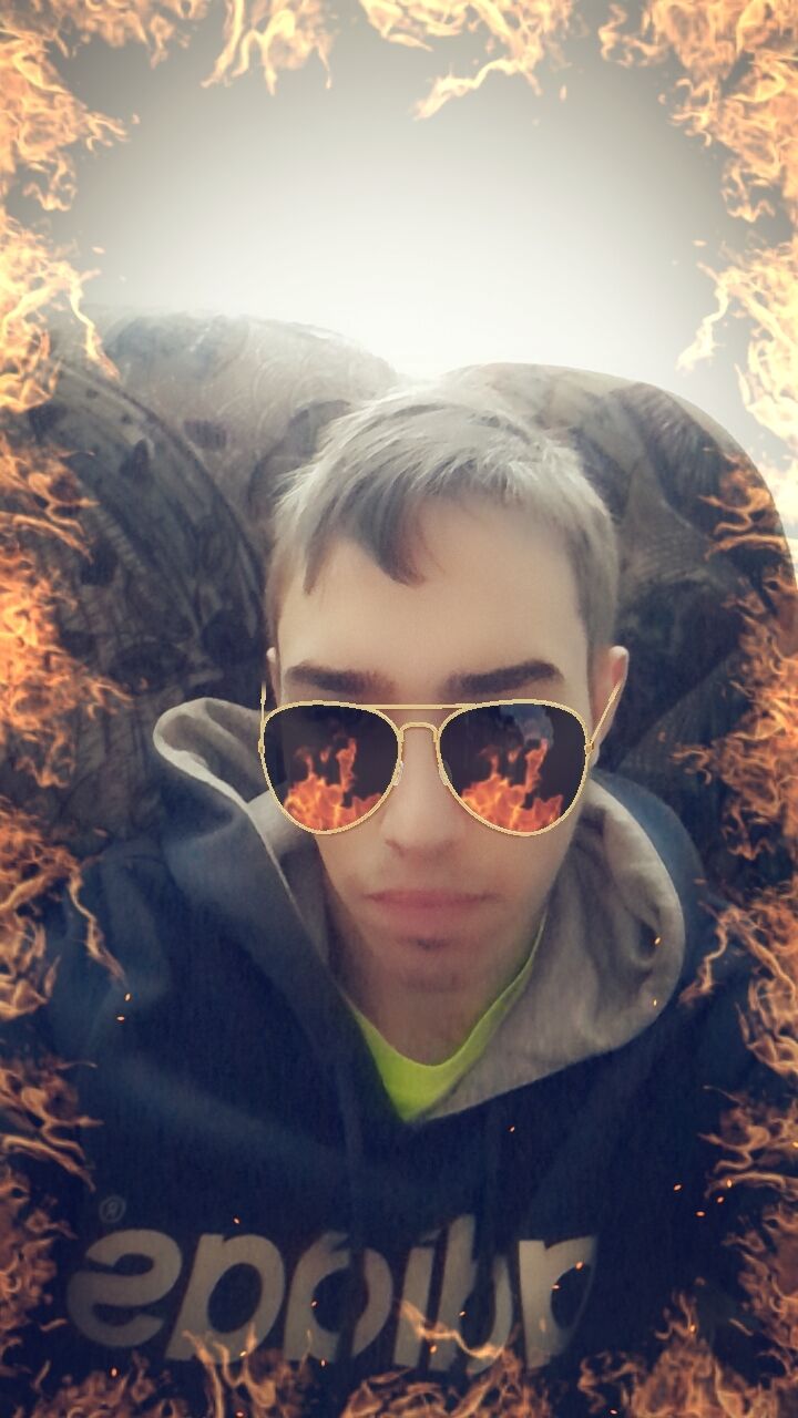  49076175  , 21 ,    