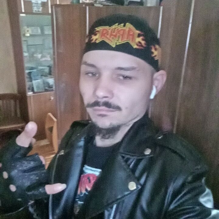  53709355  Limp Bizkit, 34 ,    