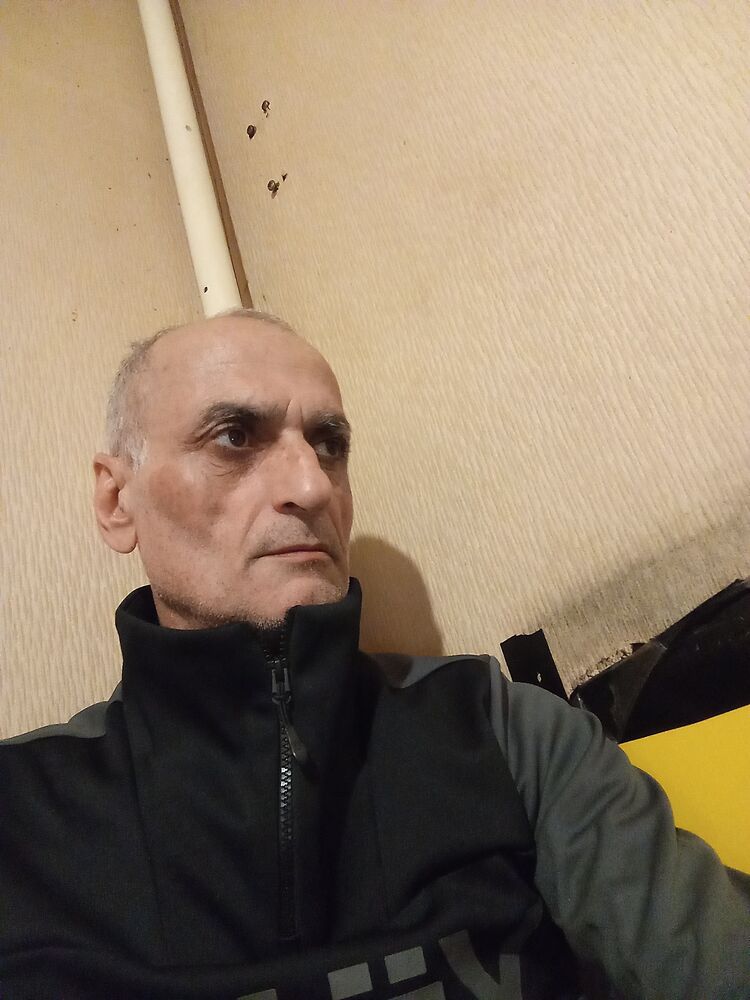  48616485  , 56 ,    