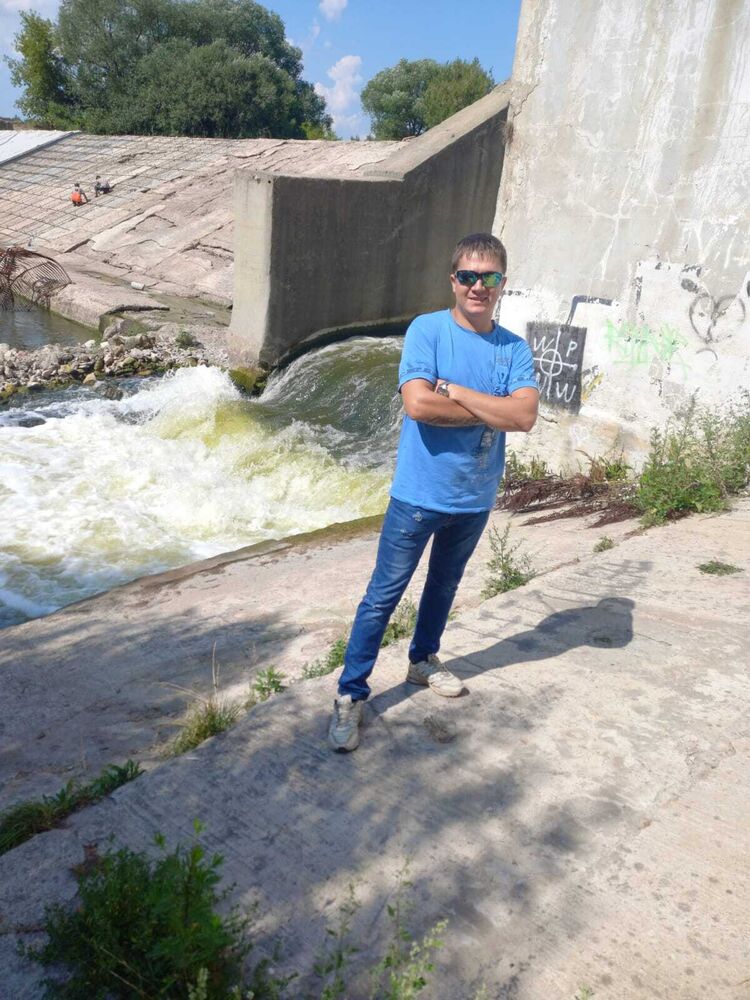  32120745  Andrey, 30 ,    