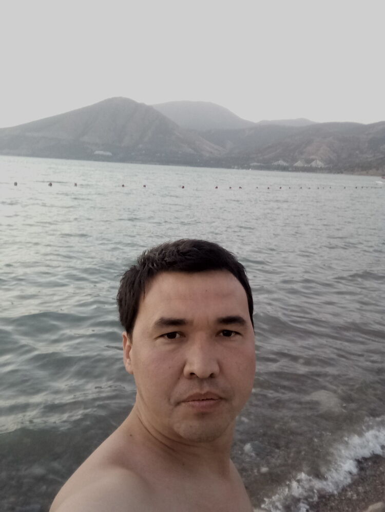  15591715  Saidkomol, 41 ,    