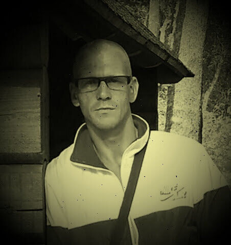  41676615  Gatis, 47 ,    