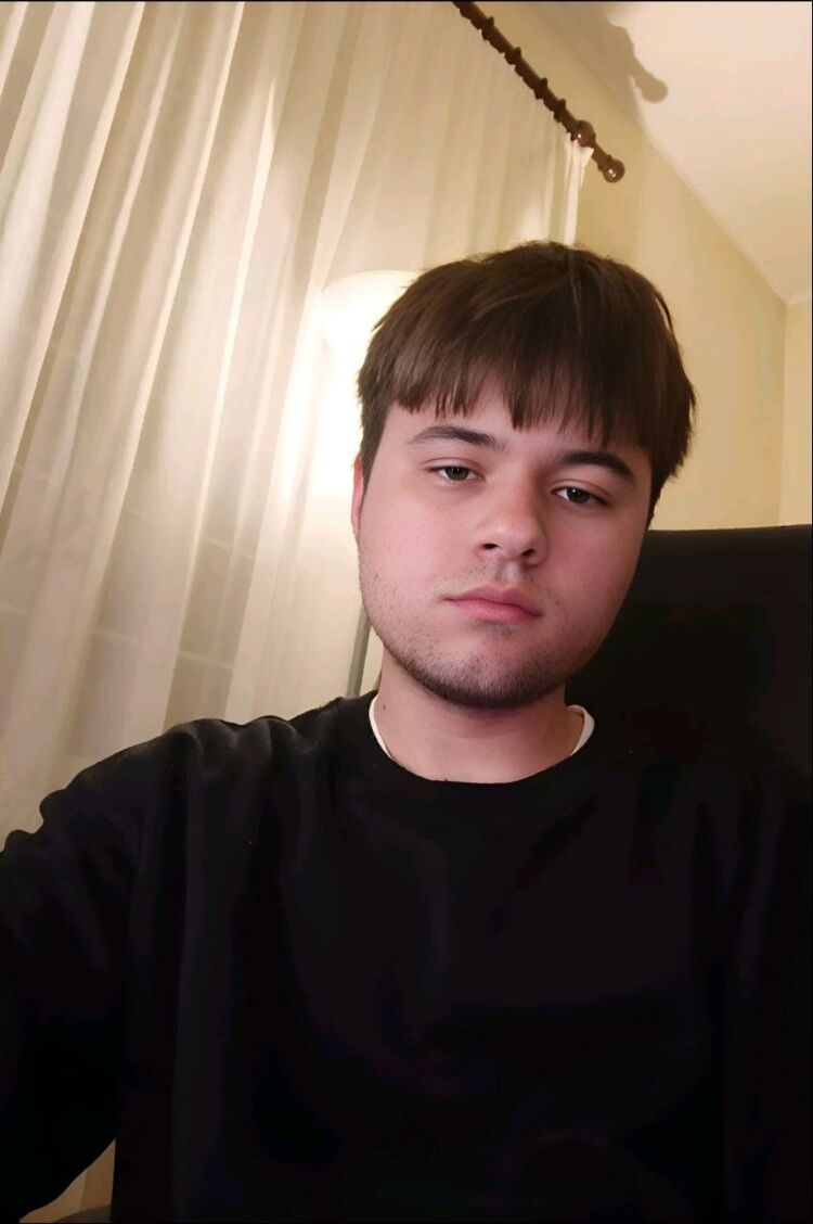  52228615  Max, 18 ,    Artena