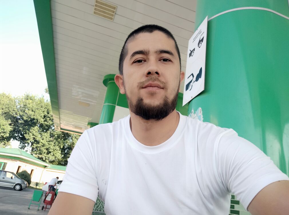  ,   Bexruz, 38 ,   ,   