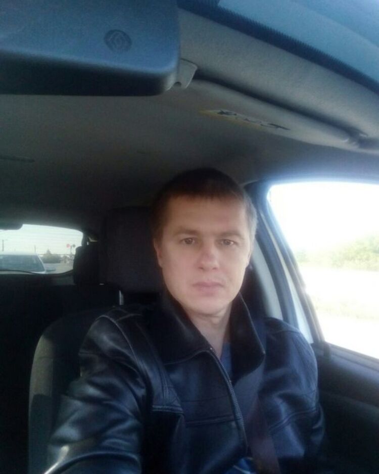  ,   Sergei, 45 ,   ,   , c 