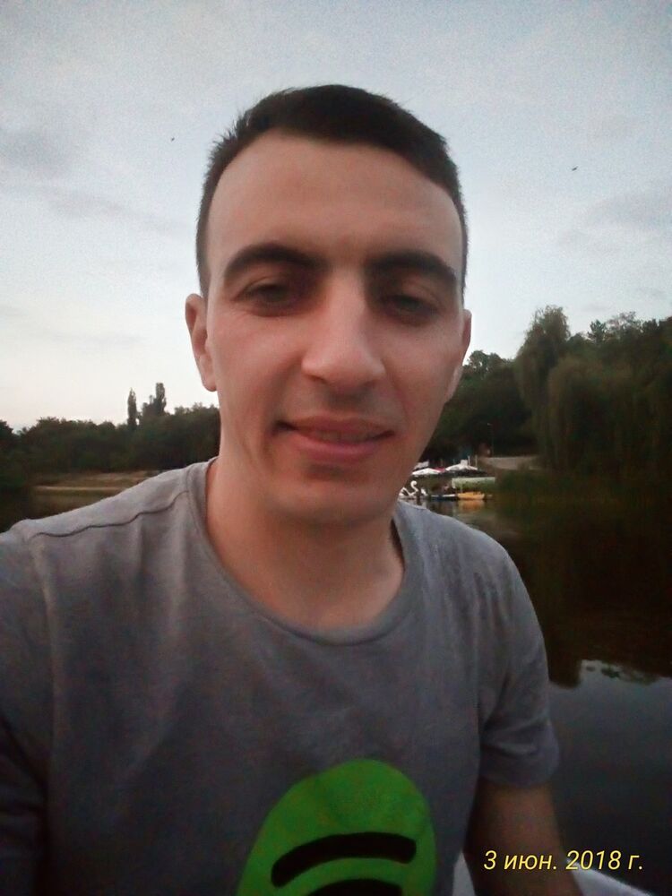  13165045  Vasile, 33 ,    