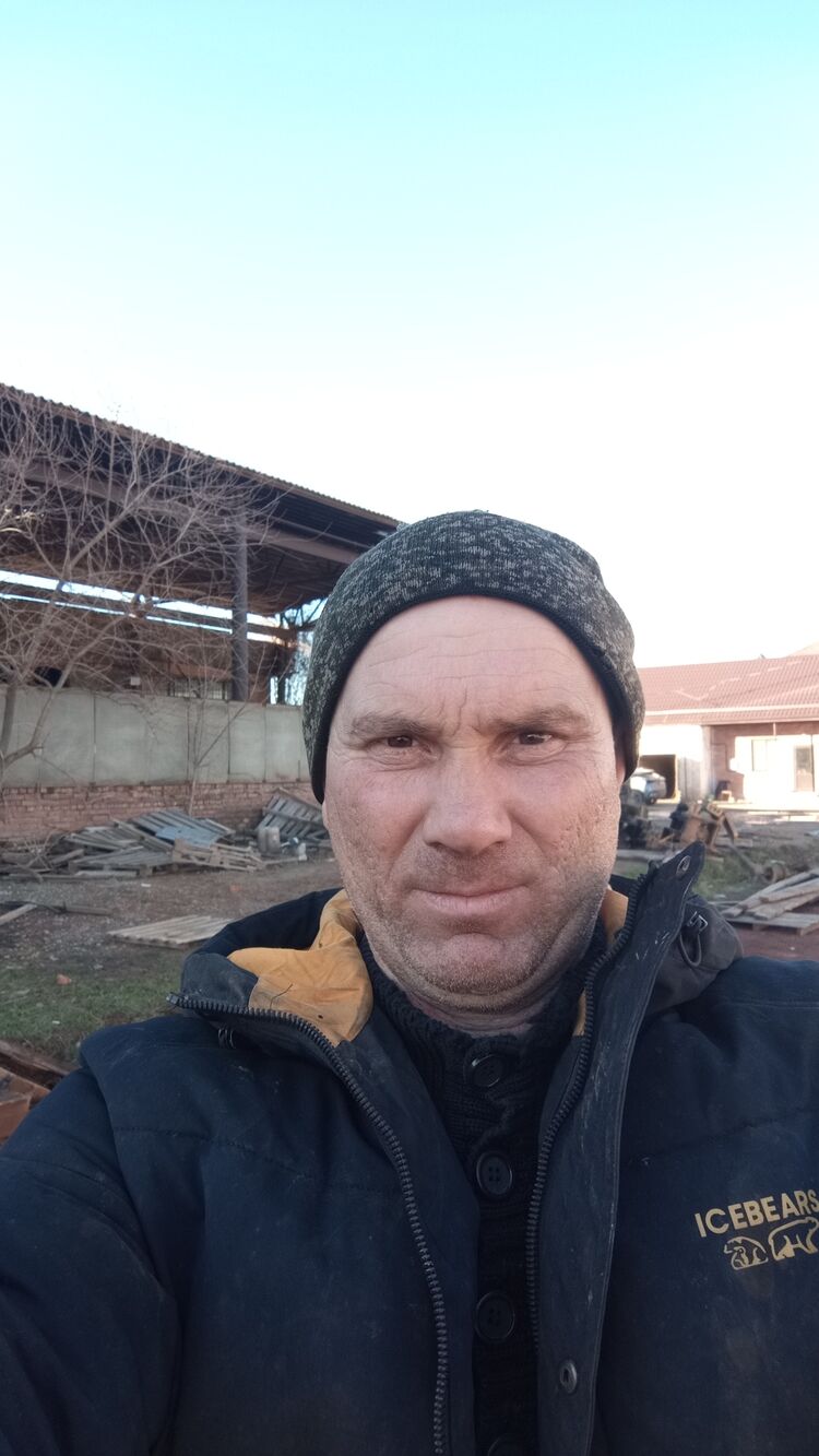  49903525  , 42 ,    
