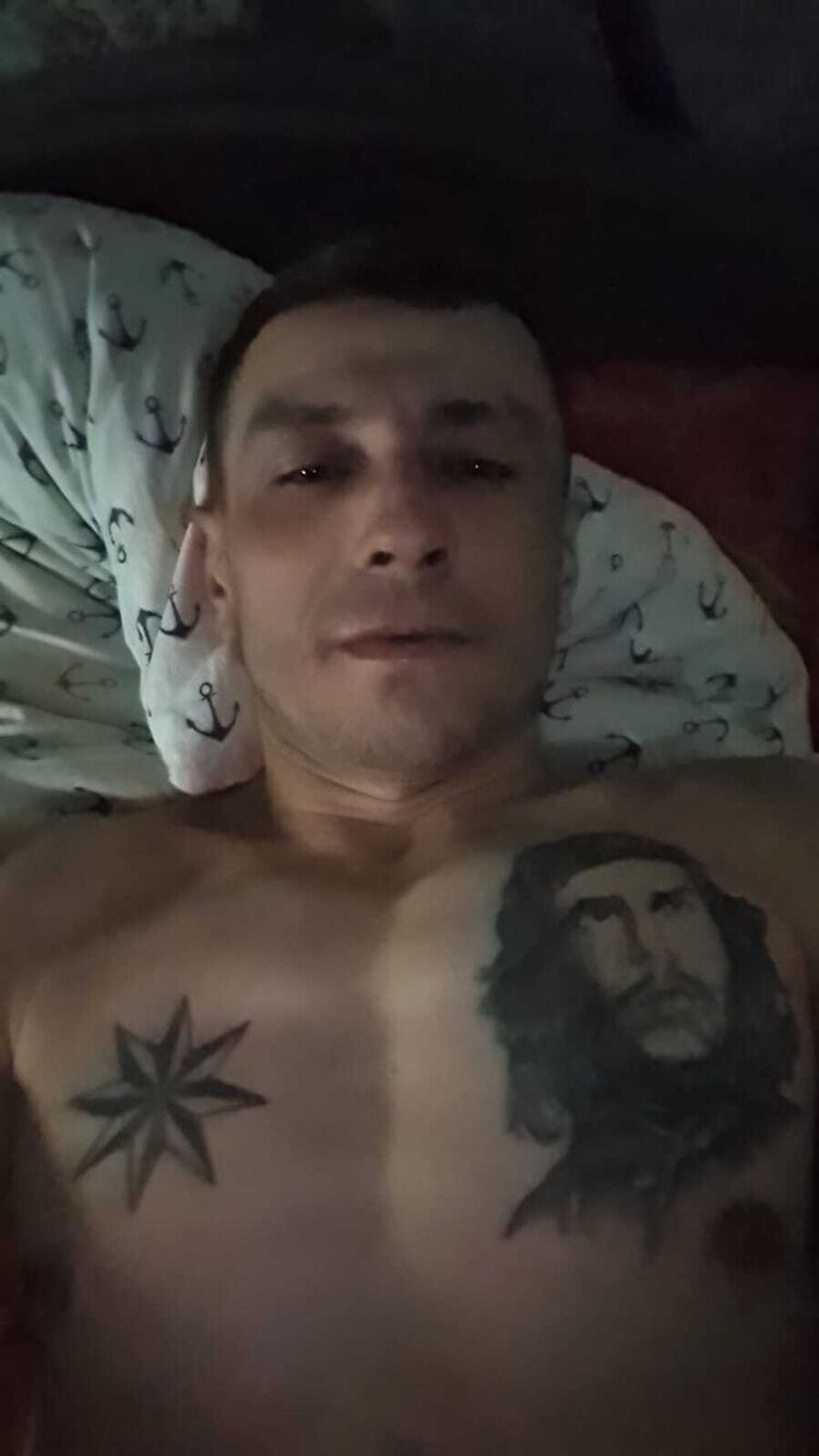  40887395  , 37 ,    