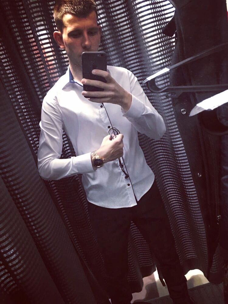  26827025  , 33 ,    --