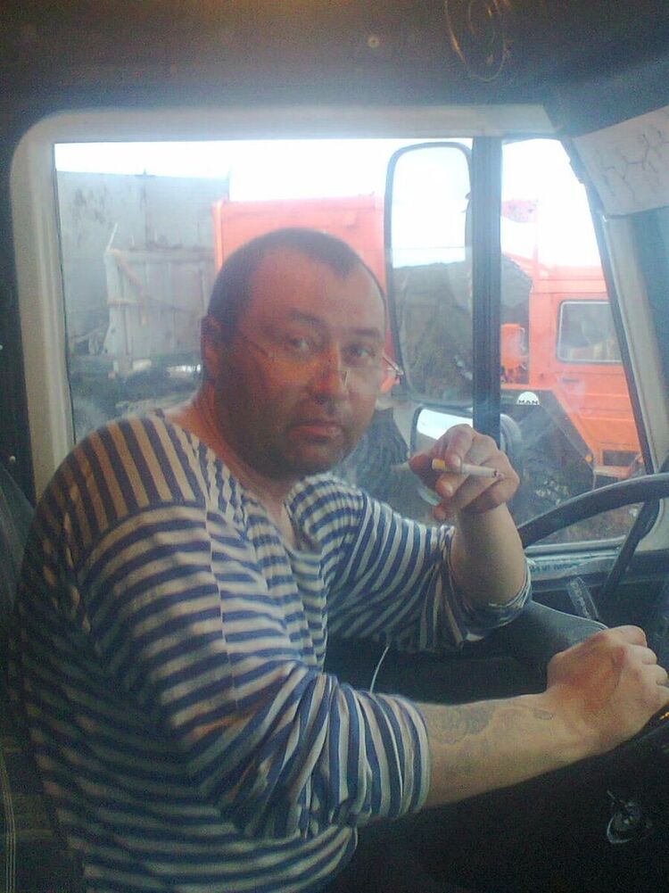  21044275  A, 47 ,    