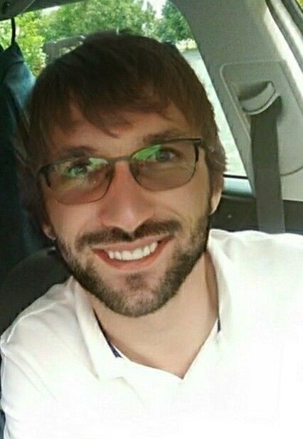  ,   Volodymyr, 33 ,   ,   , c 
