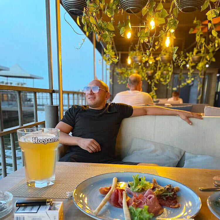  ,   Pavel, 33 ,   ,   