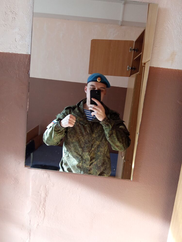  42162845  , 21 ,    