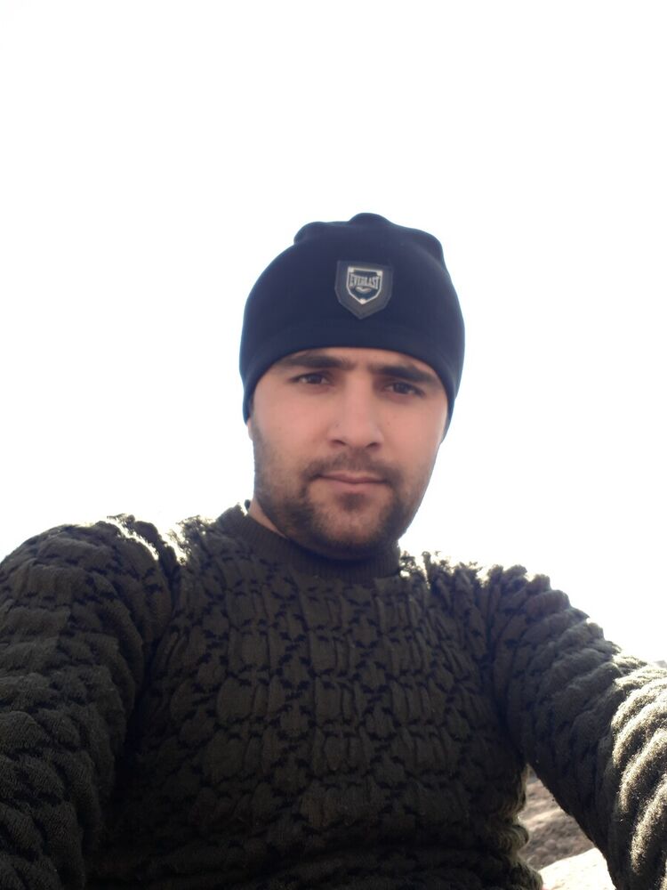  ,   JIyHaTuK, 33 ,   ,   , c 