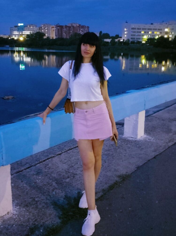  --,   Valentina, 41 ,  
