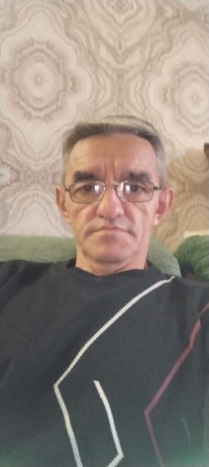  39045995  , 54 ,    