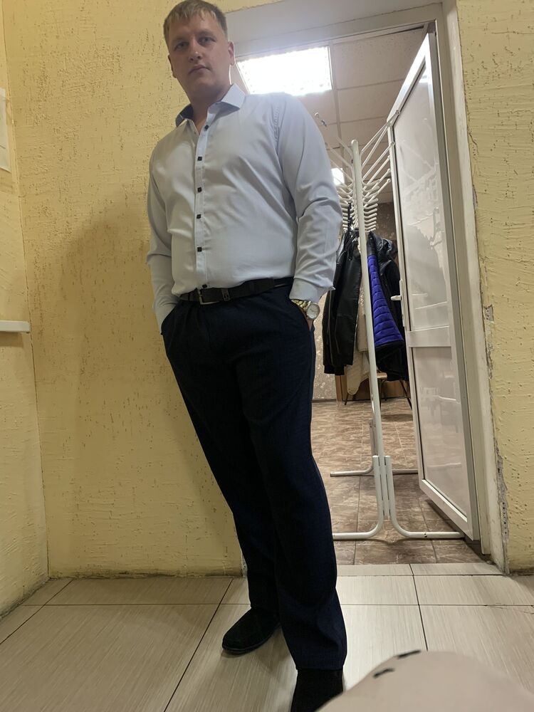  37074015  , 26 ,    