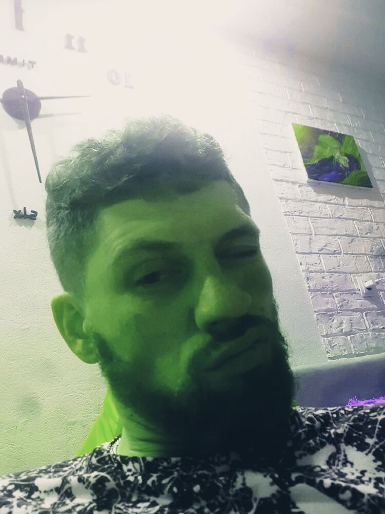  23704365  , 32 ,    