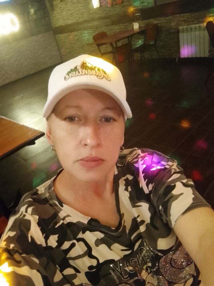  ,   Gele, 44 ,   ,   