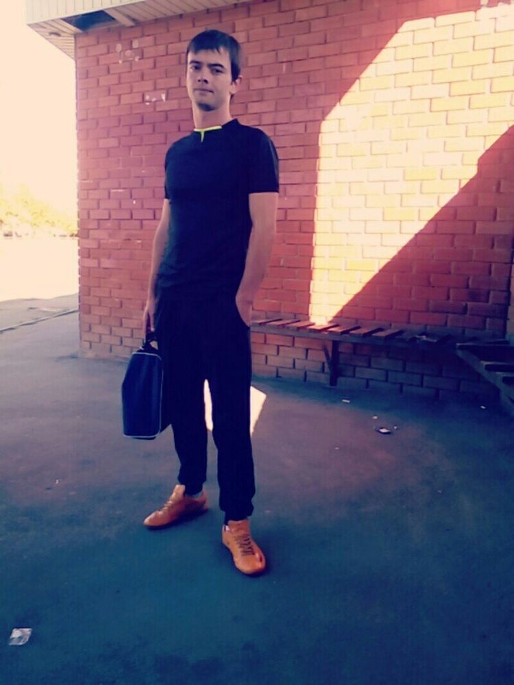  11454965  Igor, 35 ,    