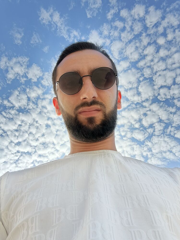  52913835  Ali, 25 ,    