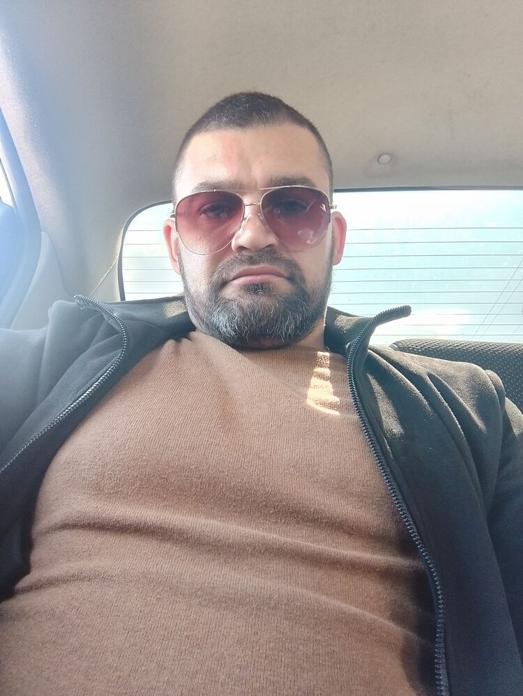  50788255  Lev, 40 ,    