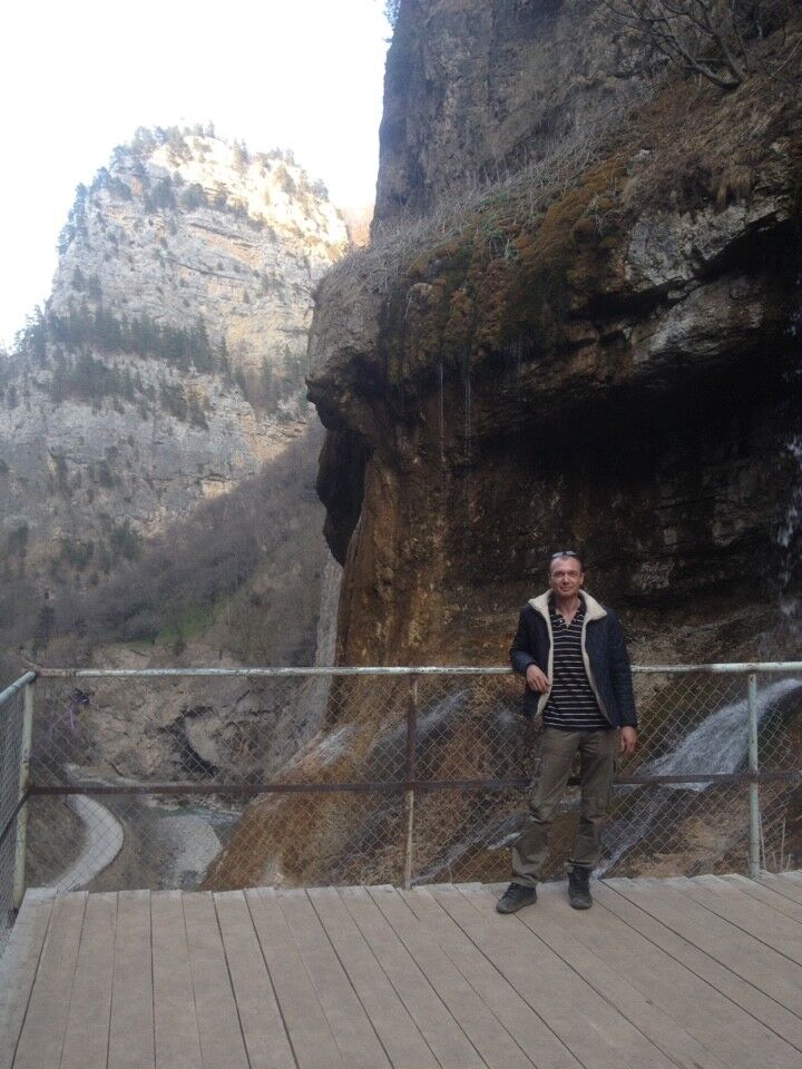  ,   Yuriy, 39 ,   ,   , c 