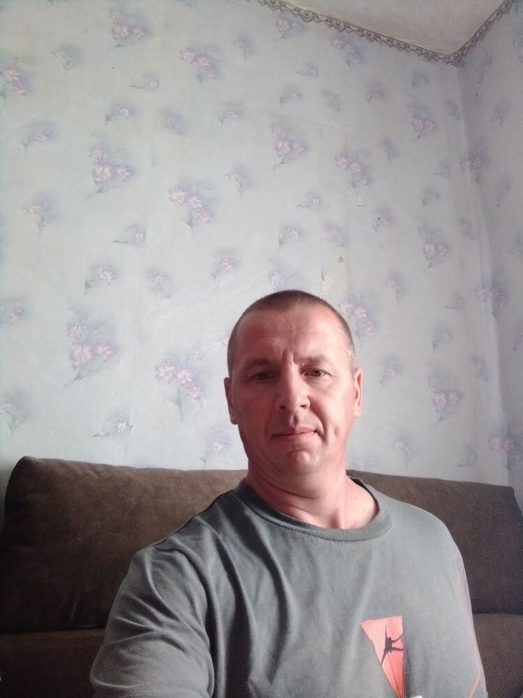  46033685  , 41 ,    