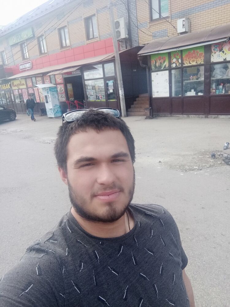  44167555  Slava, 22 ,    