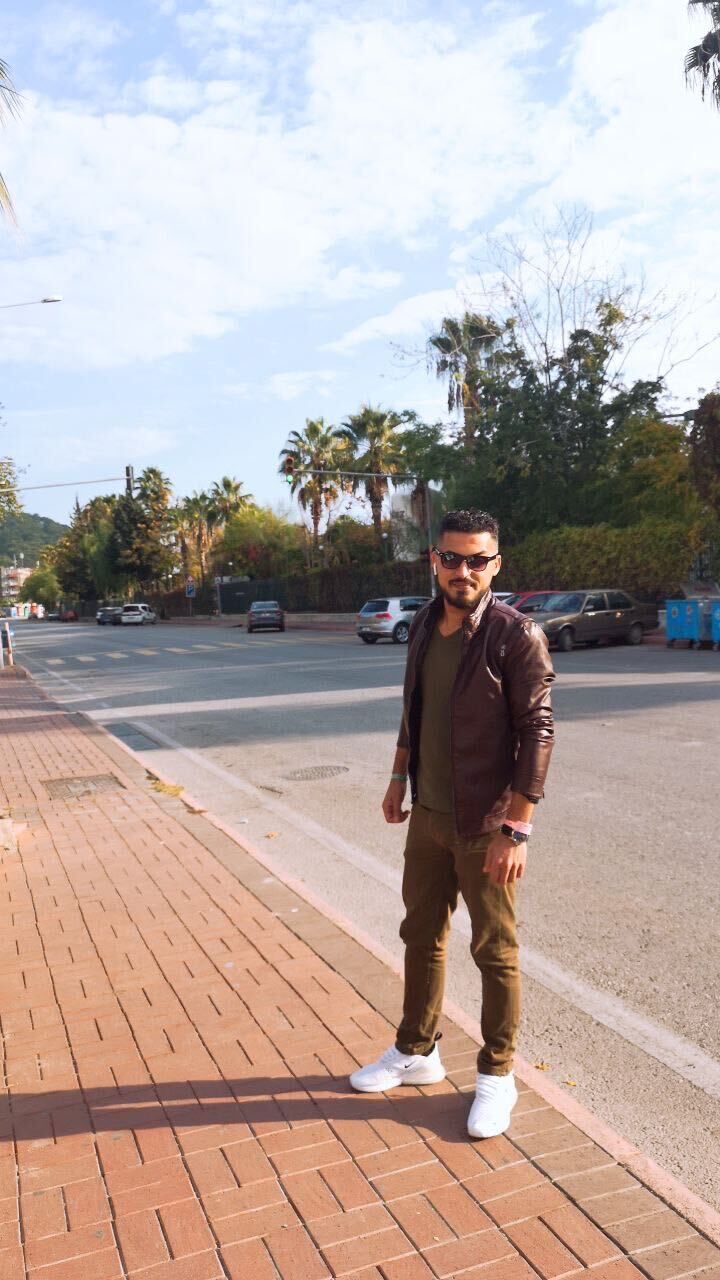  ,   Hayder, 33 ,   ,   