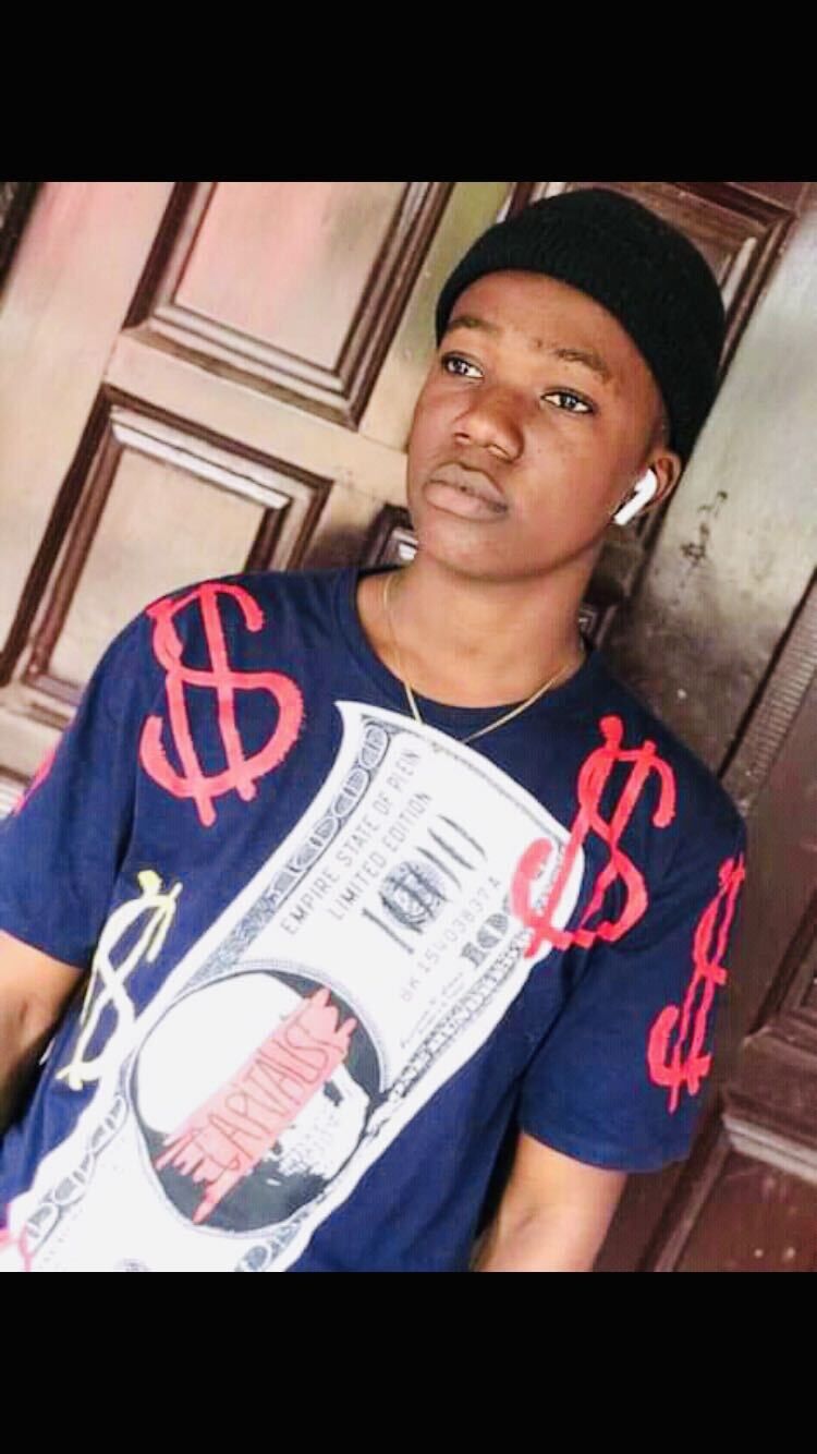  Kumasi,   Saani, 25 ,   ,   