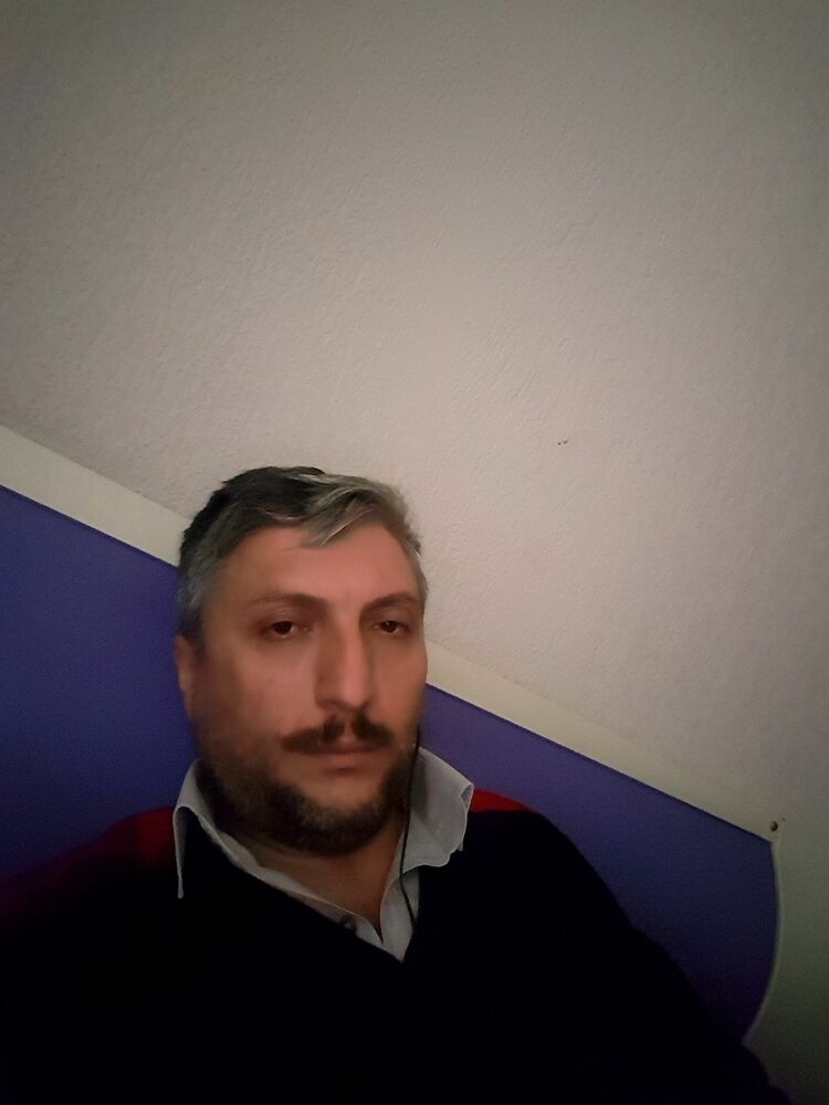  ,   Hakan, 43 ,   ,   , c 