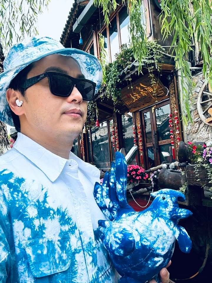  49683315  Mario, 47 ,    