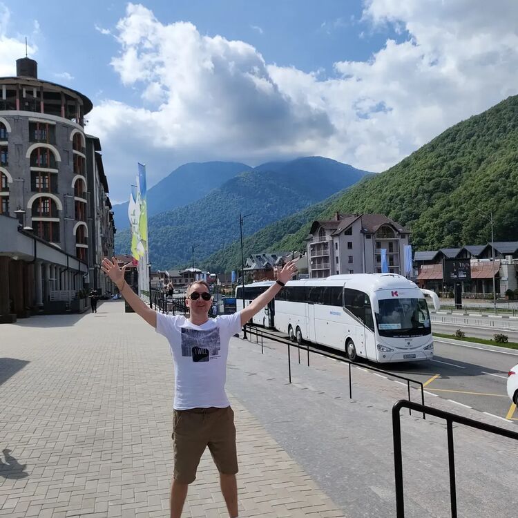  27526695  , 32 ,    -