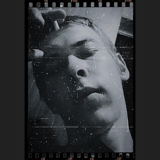  24958215  , 25 ,    