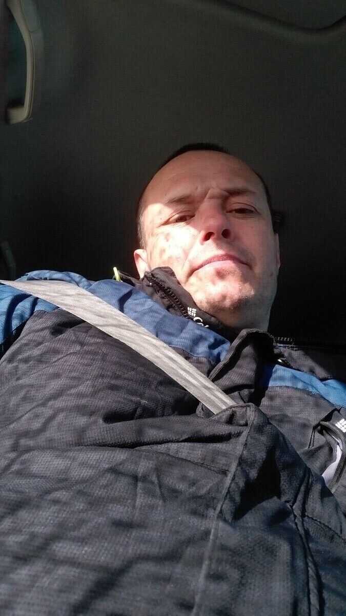  20865075  Dima, 45 ,    
