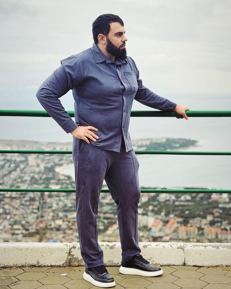  49862225  Tamerlan, 32 ,    
