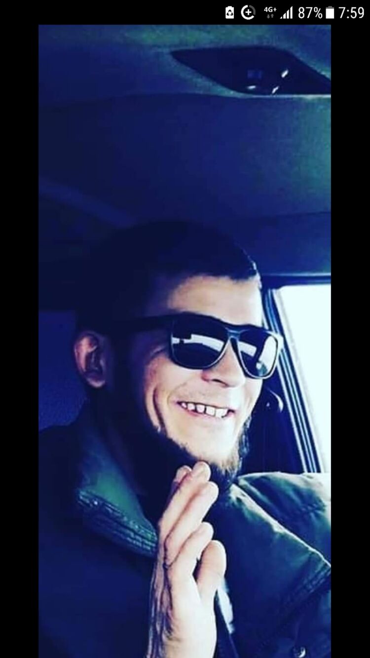  32844375  , 37 ,    