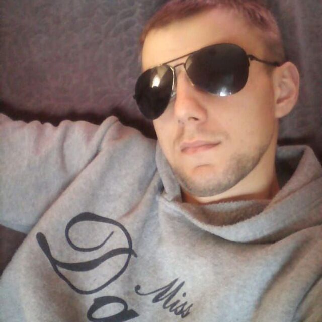  49946635  , 32 ,    