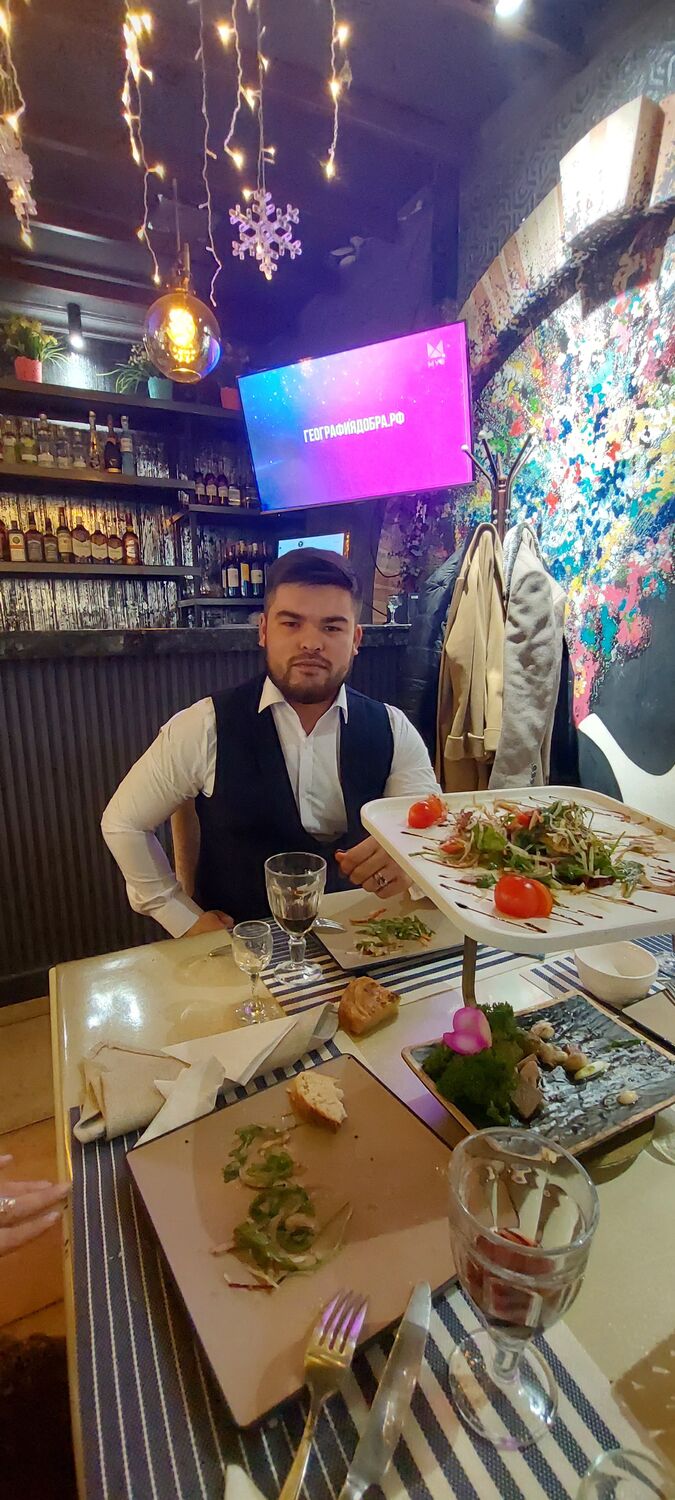  38236425  Takhirov, 27 ,    