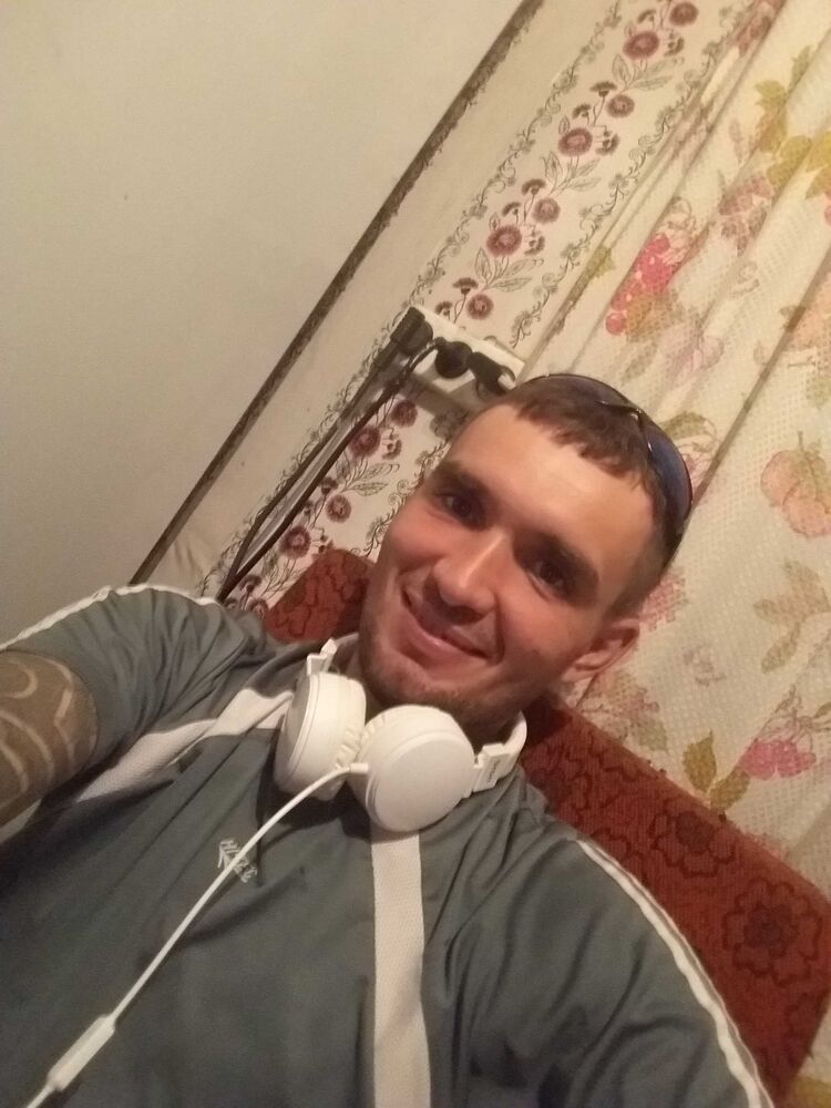  24643265  , 37 ,     