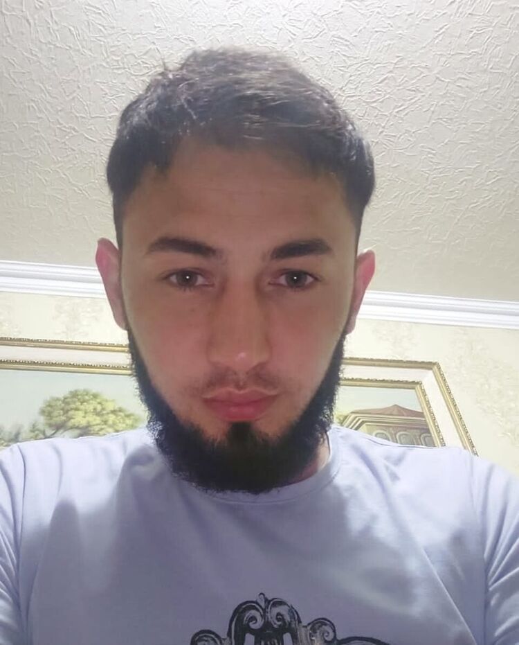  53223305  Rasul, 25 ,    