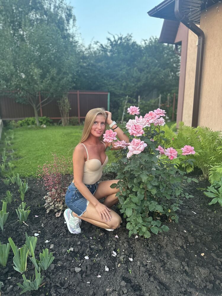  35930425  , 28 ,    --