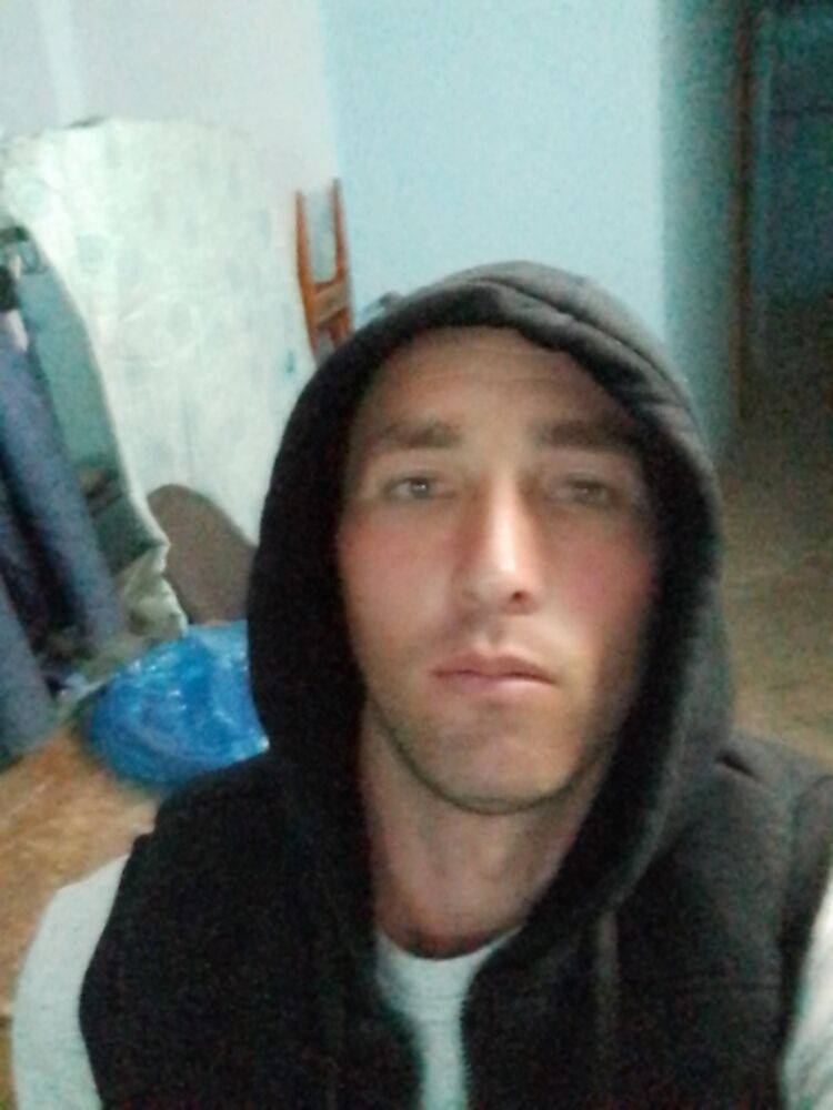  42385555  , 28 ,    