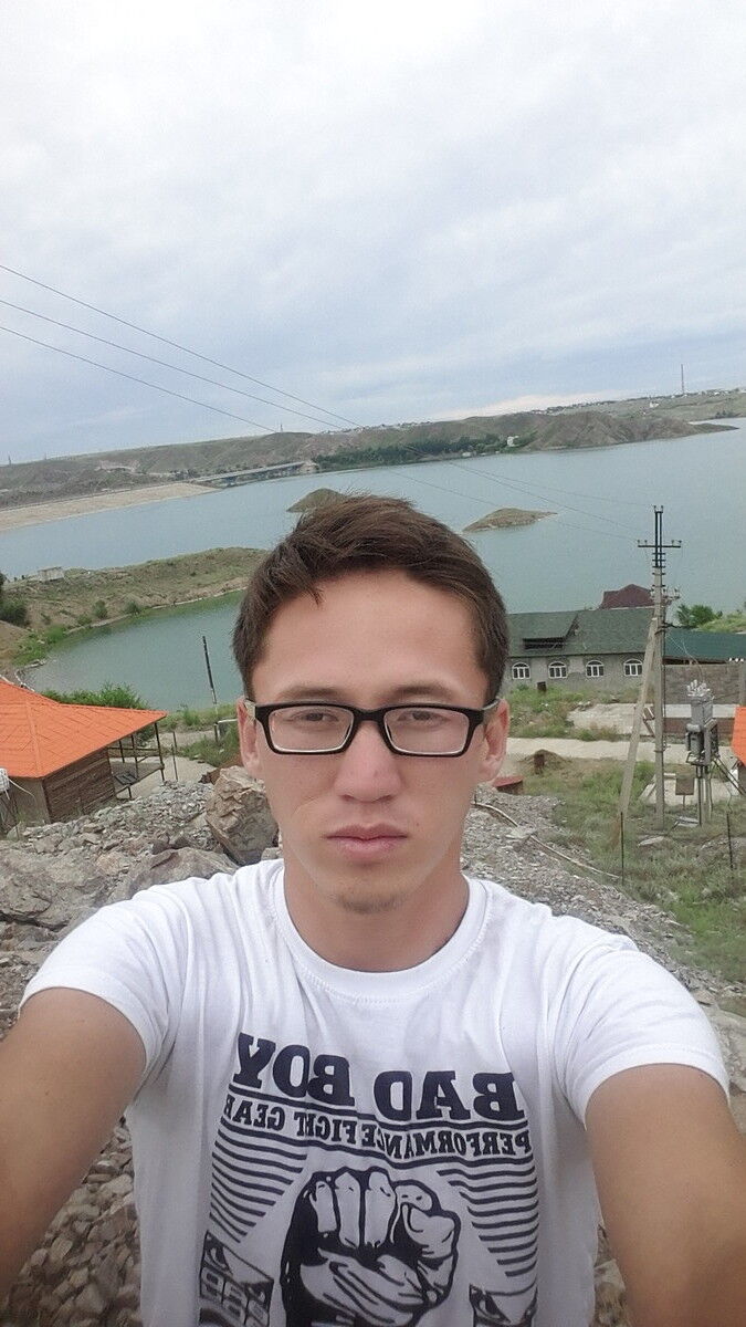  8308285  DASIK, 33 ,    