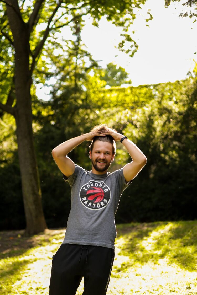  54010595  Slav, 31 ,    Williston Park