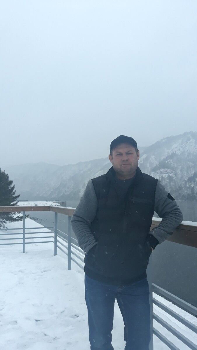  14524575  OLEG, 47 ,    