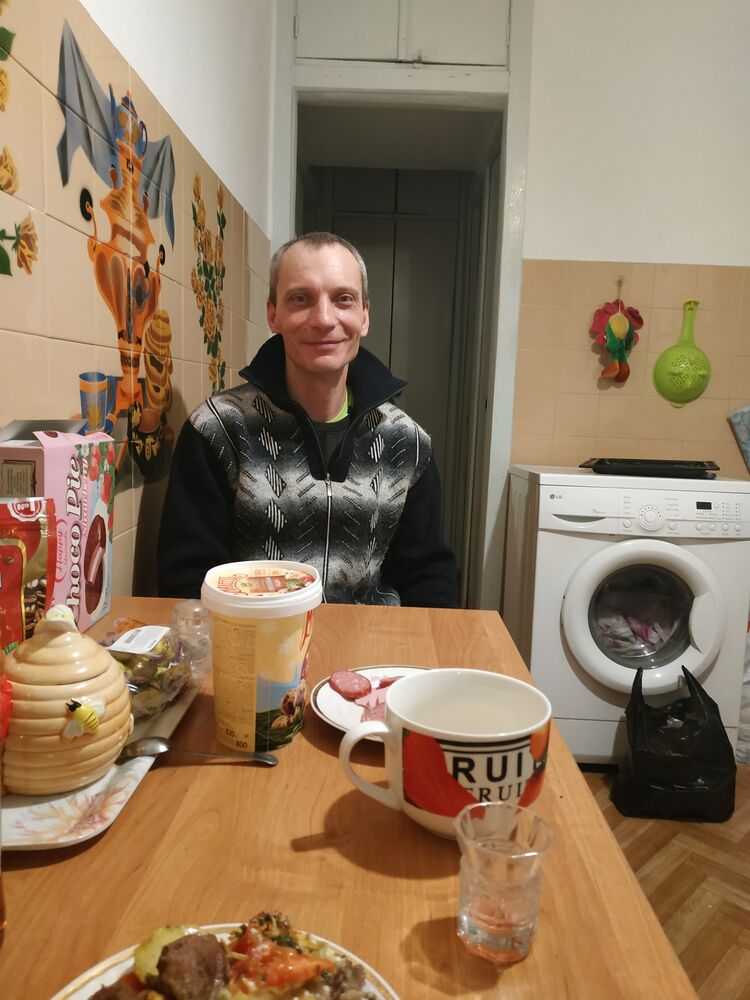  --,   , 44 ,   ,   