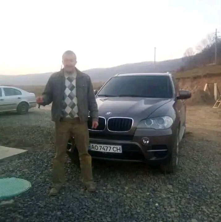  ,   Yuriy, 36 ,   ,   